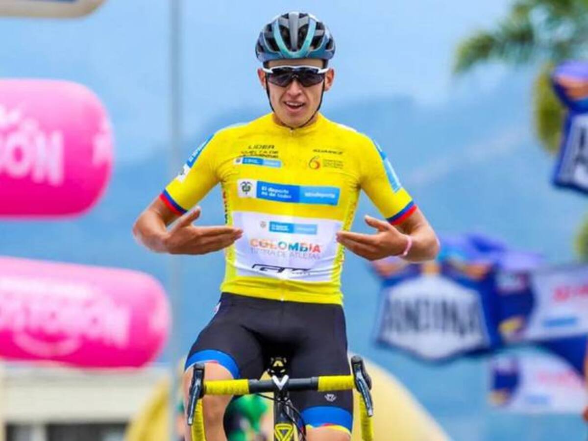 Le robaron la maleta al campeón nacional Sub-23 de ciclismo, Germán Darío Gómez