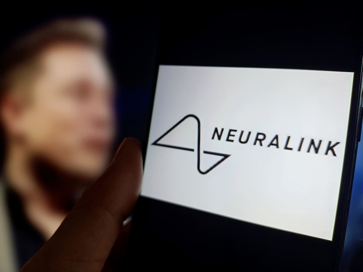 Neuralink: paciente con implante cerebral juega ajedrez con la mente