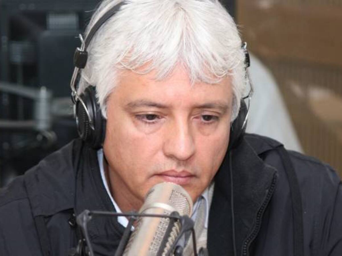 El medico Julio Calonje y la defensa de la comida cruda