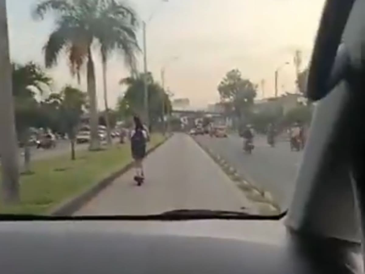 Policias de Cali son investigados por insultar a un mujer en el carril exclusivo del MIO