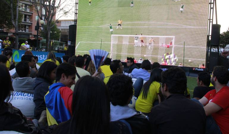 Imagen de archivo de los hinchas de la Selección Colombia reunidos- foto archivo 