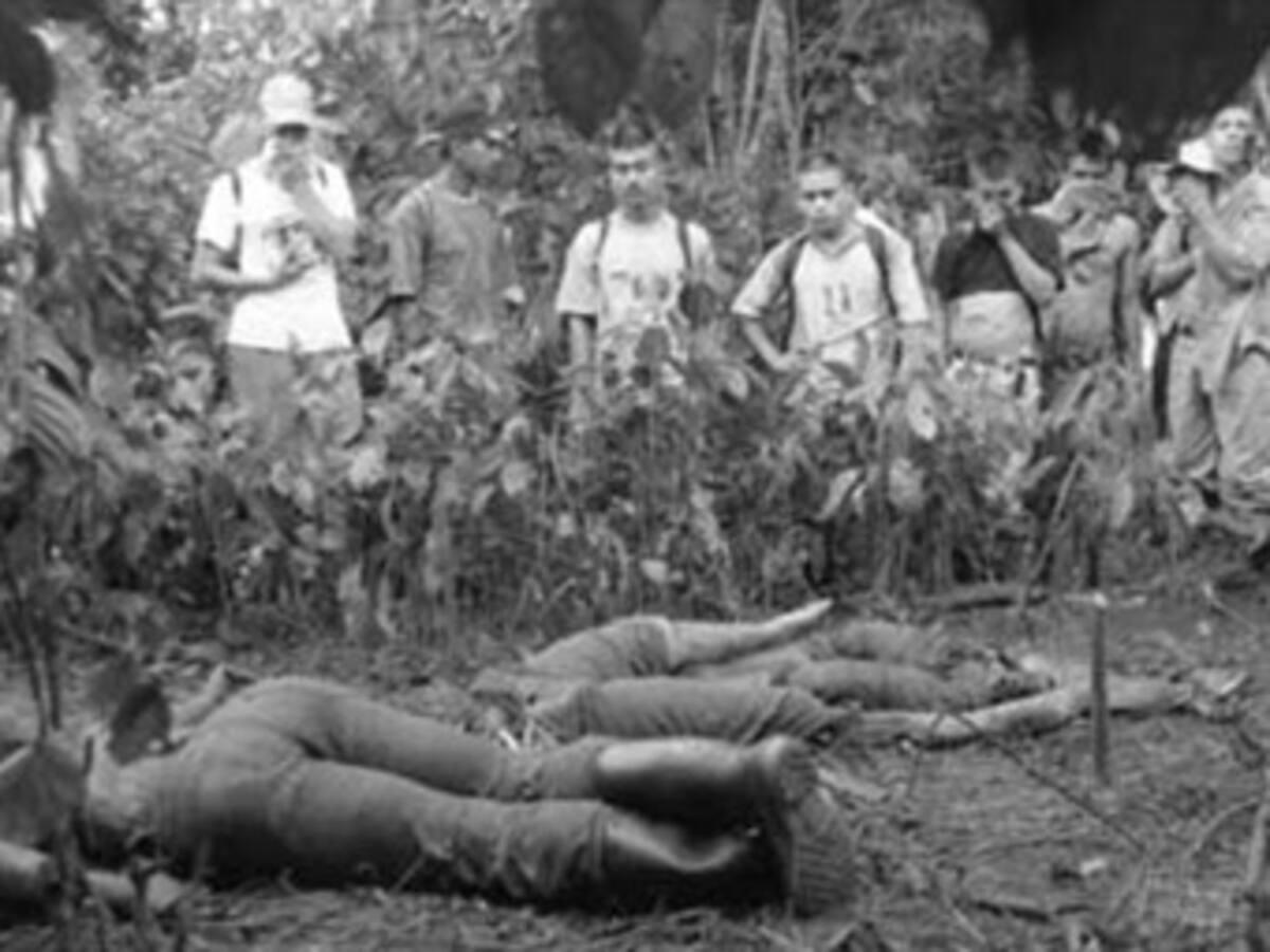 Víctimas de masacre de Apartadó pedirán más captura de militares implicados
