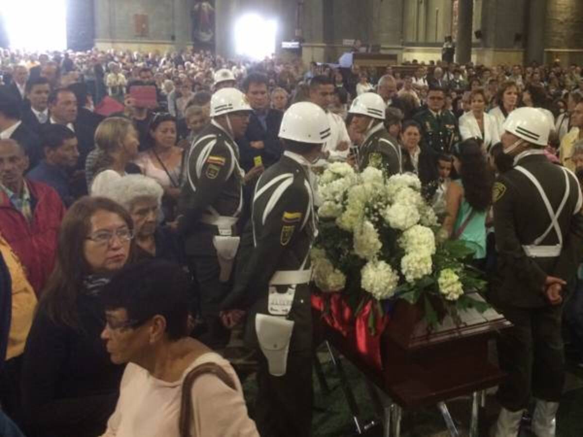 Con aplausos Colombia despidió a Luz Marina Zuluaga