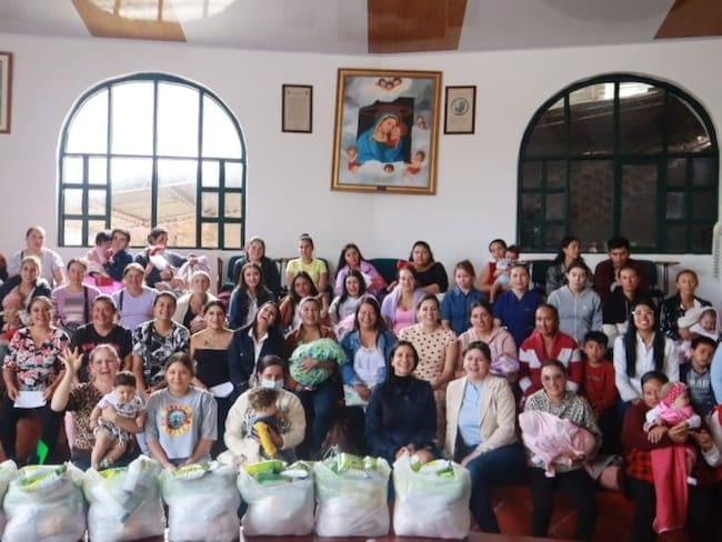 190 paquetes alimenticios llegan a familias vulnerables de más de 10 municipios en Boyacá