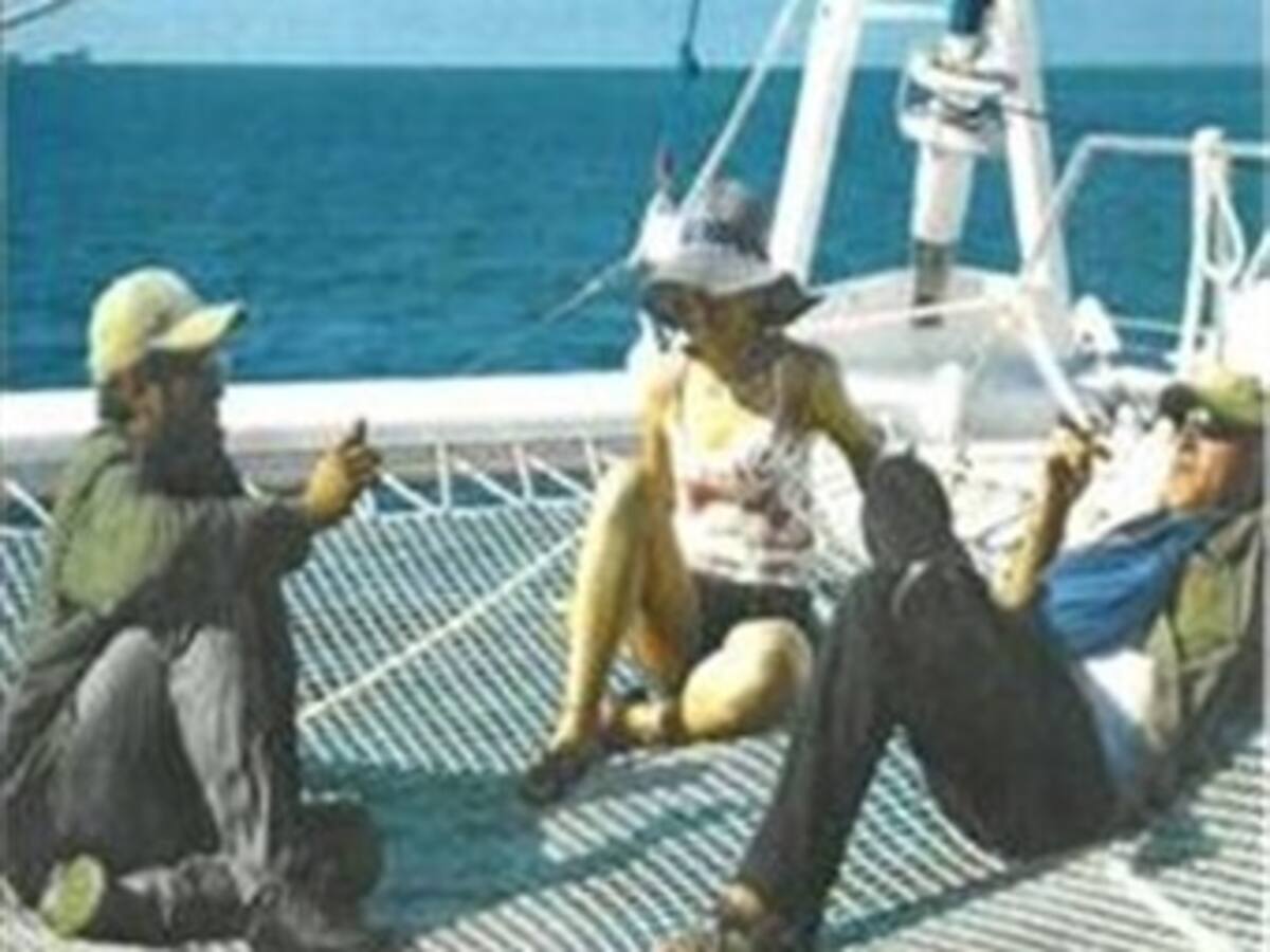 Farc reclaman derecho al descanso para justificar foto en yate