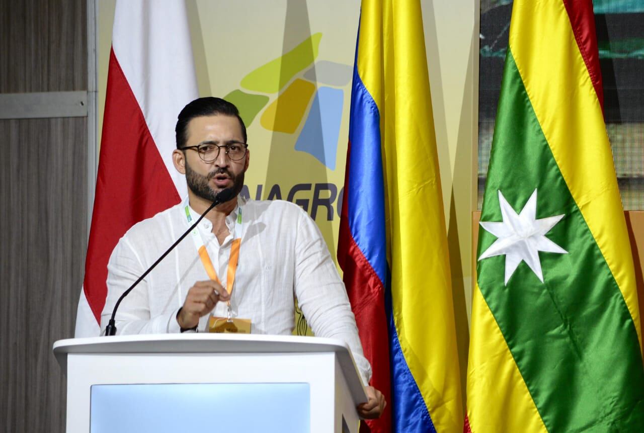 Vicecontralor Carlos Mario Zuluaga en su intervención en Congreso Nacional de Fedgán