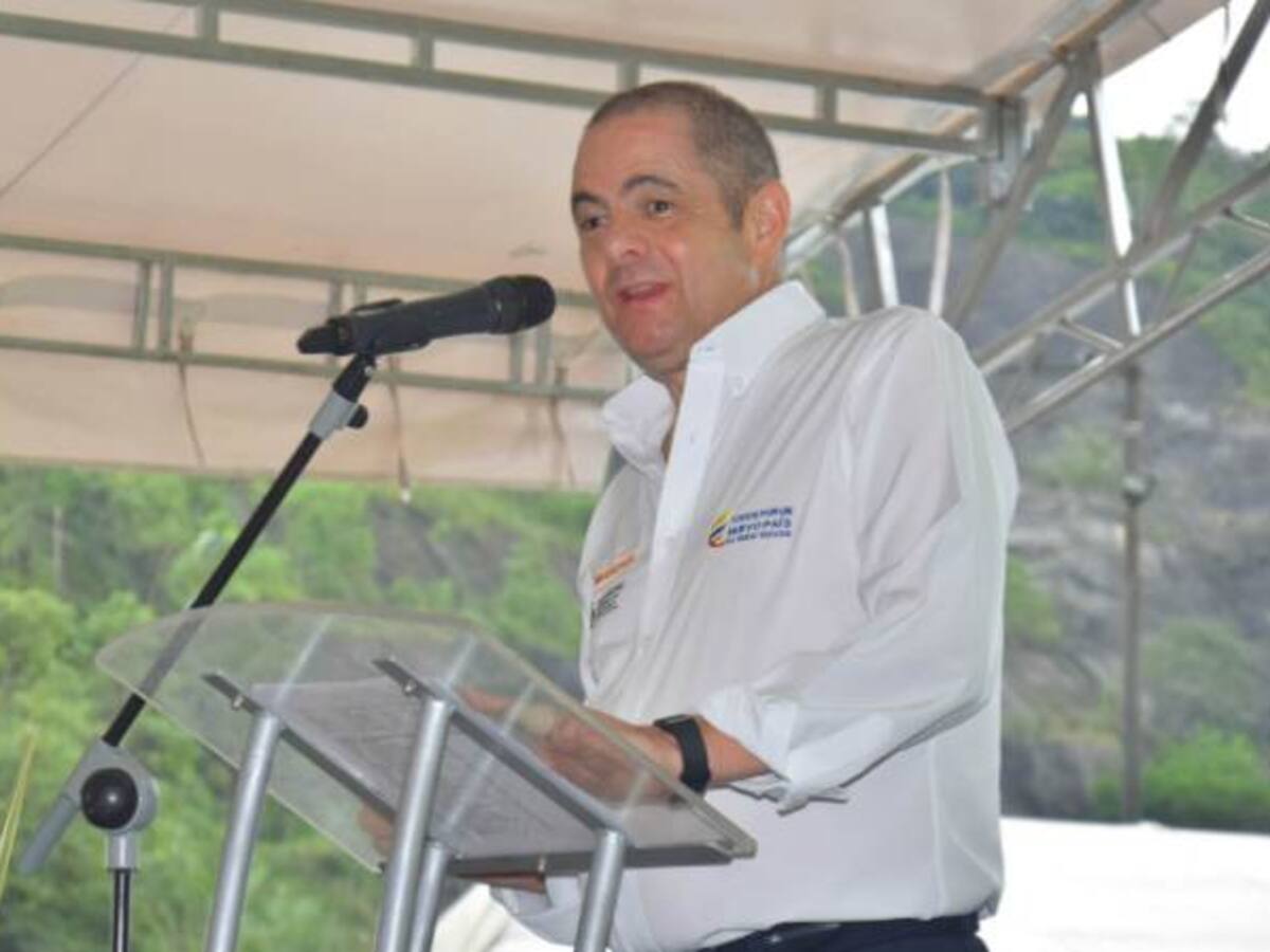 Germán Vargas Lleras entregará 80 viviendas en Santa Rosa de Cabal