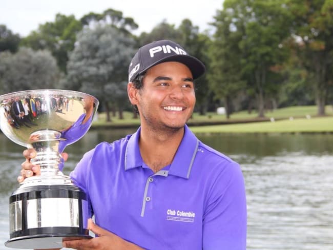 El golfista Juan Sebastián Muñoz obtiene tarjeta PGA Tour