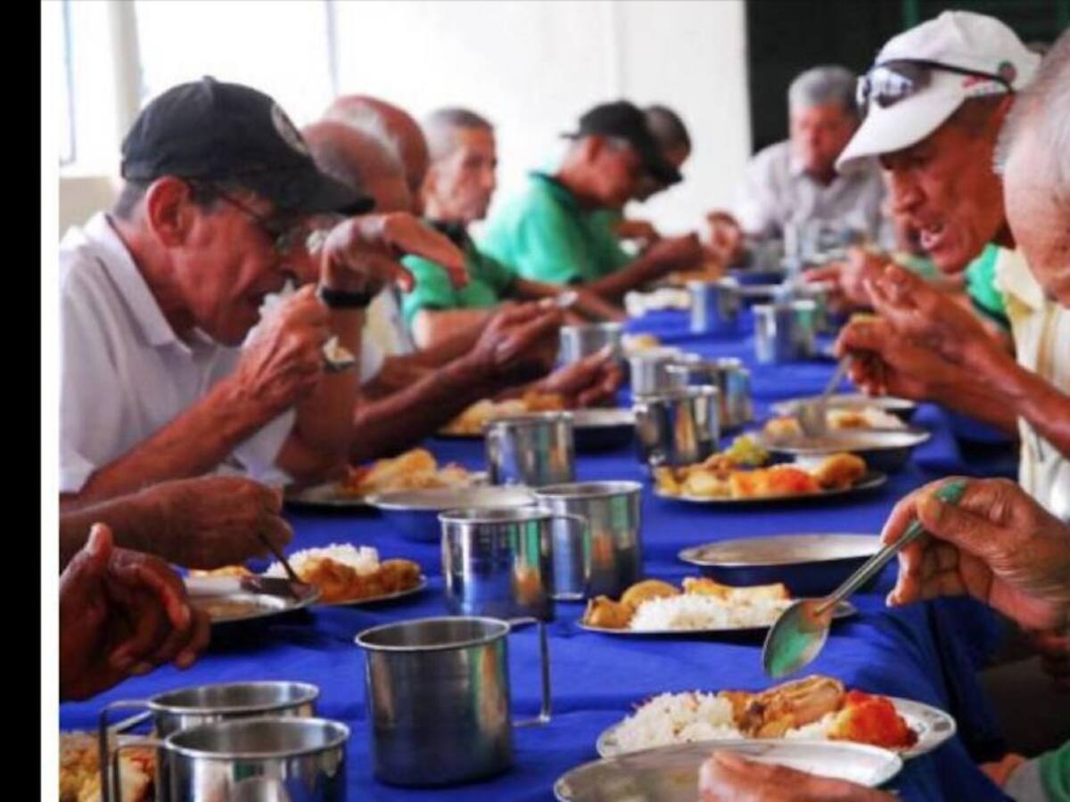Contratos de alimentos para adultos mayores en la mira de la Procuraduría