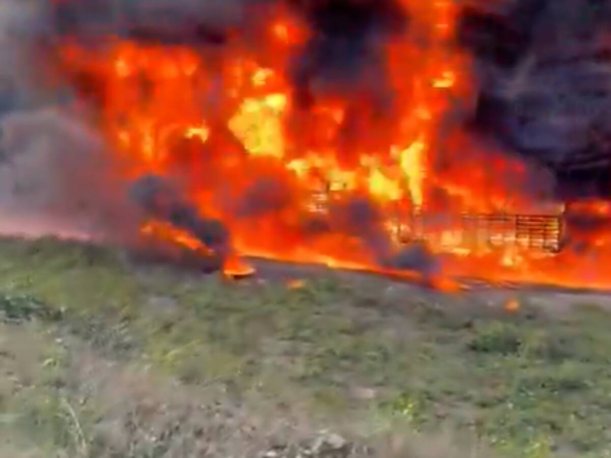 Dos vehículos que transportaban combustible fueron incinerados entre Norte de Santander y Cesar