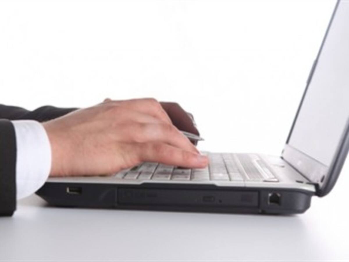 Roban computador de la campaña del Centro Democrático