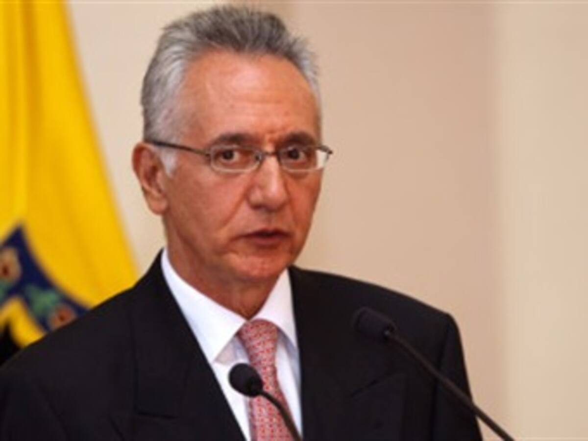 Distrito pide al Gobierno investigar amenazas contra el alcalde Petro