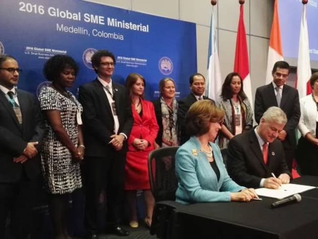 Ministros de 15 países consideran el emprendimiento una clave para el posconflicto