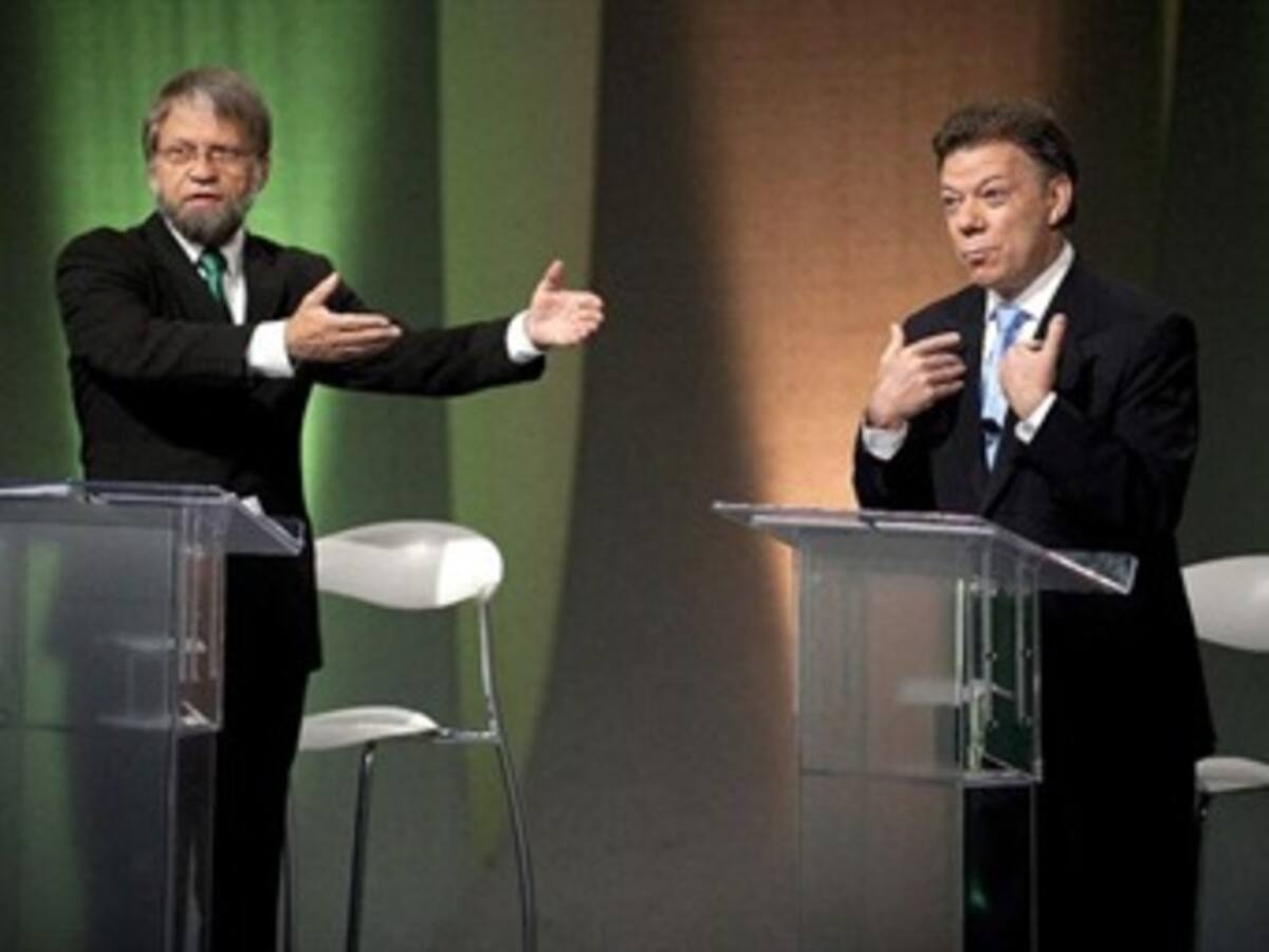 Durante campaña presidencial Santos dijo que no habría reforma tributaria: Sindicatos