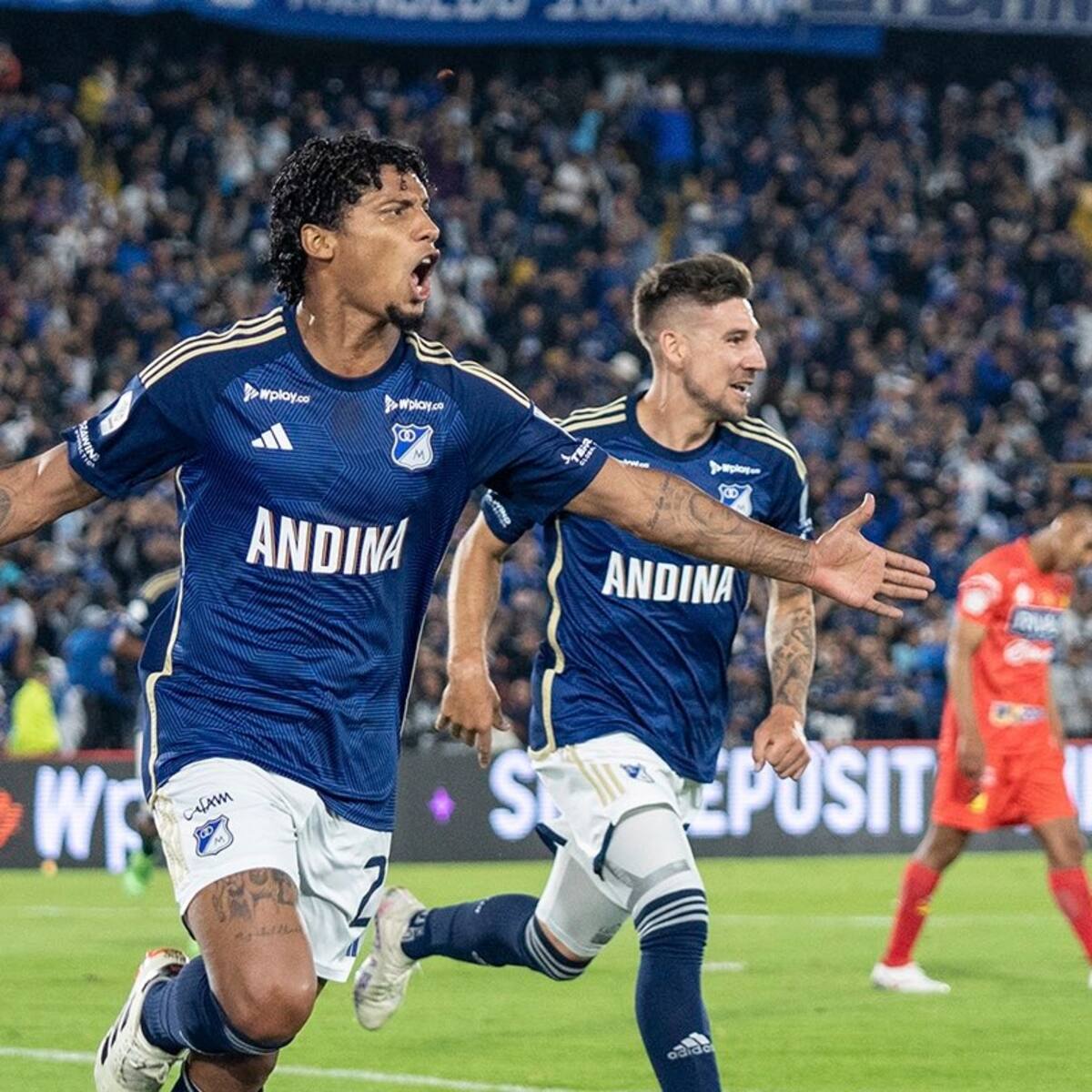 Millonarios toma aire ante el Pereira y suma su primer triunfo en el Grupo A