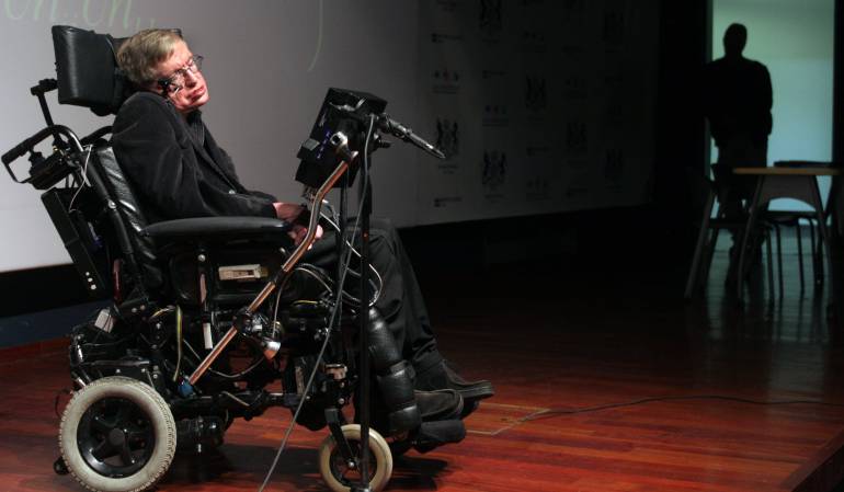 El científico pasará a la historia, entre otros méritos, como creador de la teoría del "big bang", término con el que se refirió al origen del espacio y el tiempo,