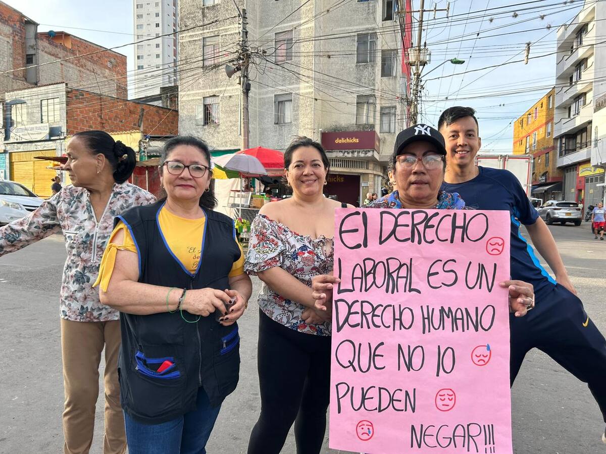 ¿Qué respuesta les dieron a los comerciantes de la Plaza San Francisco?