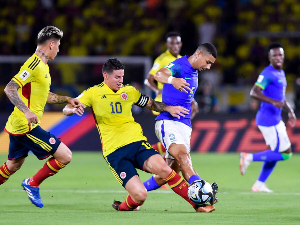 Video: polémica en el Metropolitano, ¿era penal contra James Rodríguez?