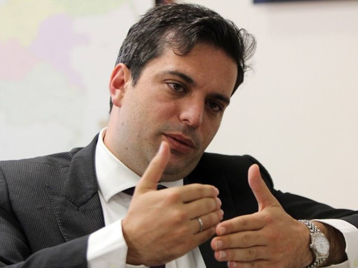 Simón Gaviria deja el Departamento Nacional de Planeación