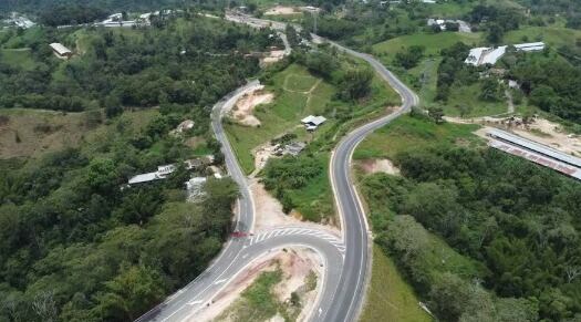 Entregan 12 kilómetros de la doble calzada de la Ruta del Cacao, entre Bucaramanga y Barrancabermeja.
