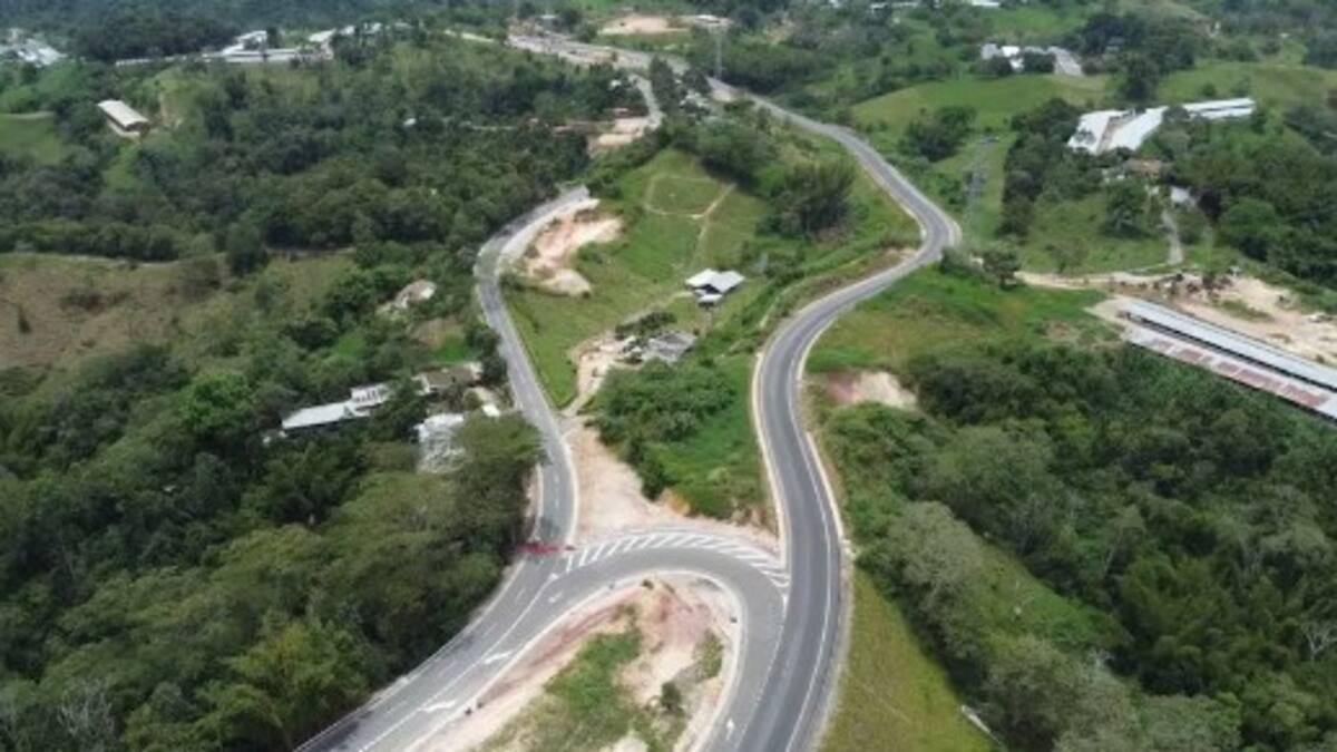 Habilitan tramo de la doble calzada de la Ruta del Cacao vía Bucaramanga - Barrancabermeja