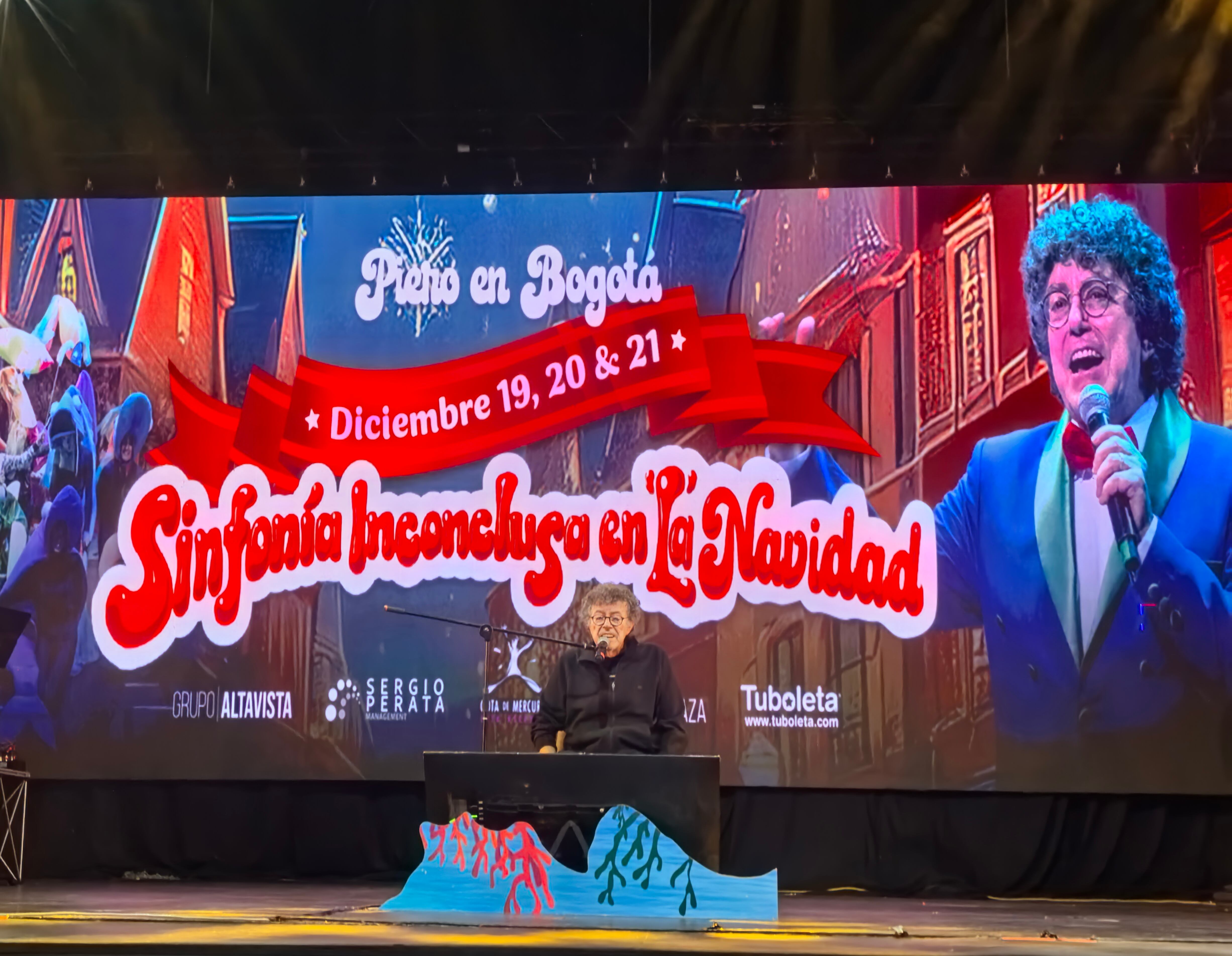 Cortesía: Ricardo Bedoya - Piero con “La Sinfonía Inconclusa en la Navidad”