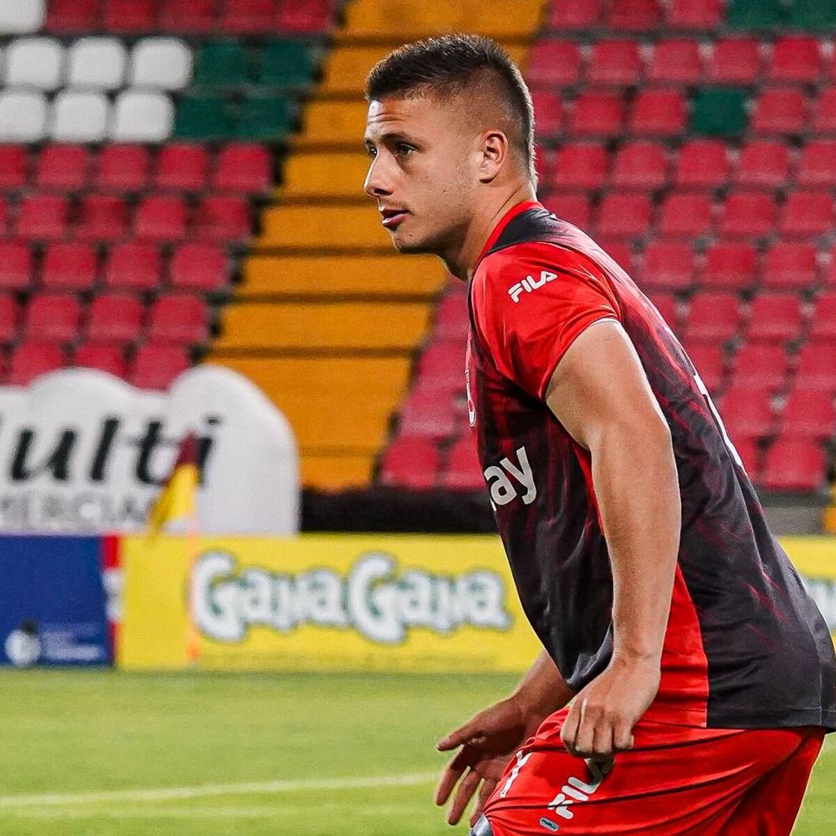 Pablo Repetto explicó por qué reemplazó a Mateo Puerta en los primeros minutos del juego ante Tolima