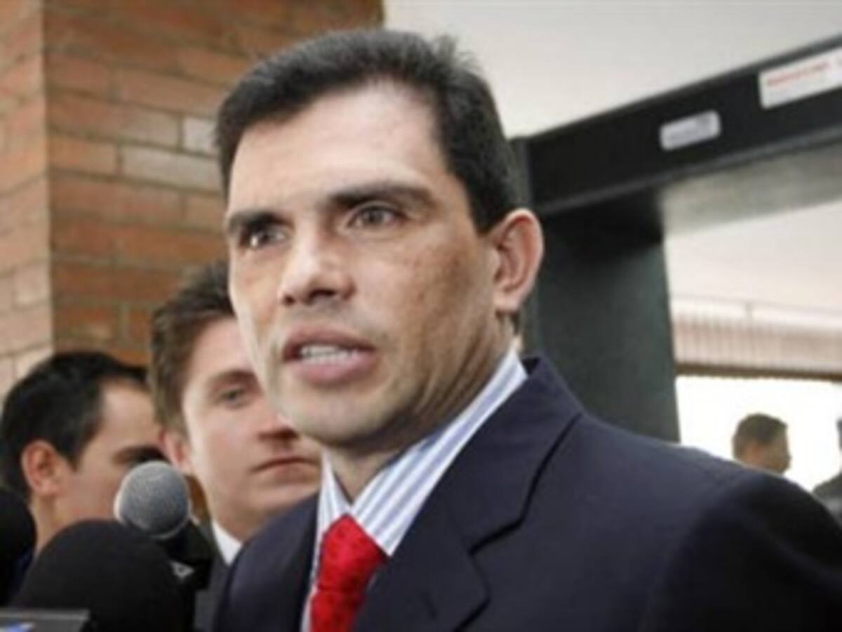 Abogados de Álvaro Araújo Castro afirman que no había pruebas para investigarlo por 'parapolítica'