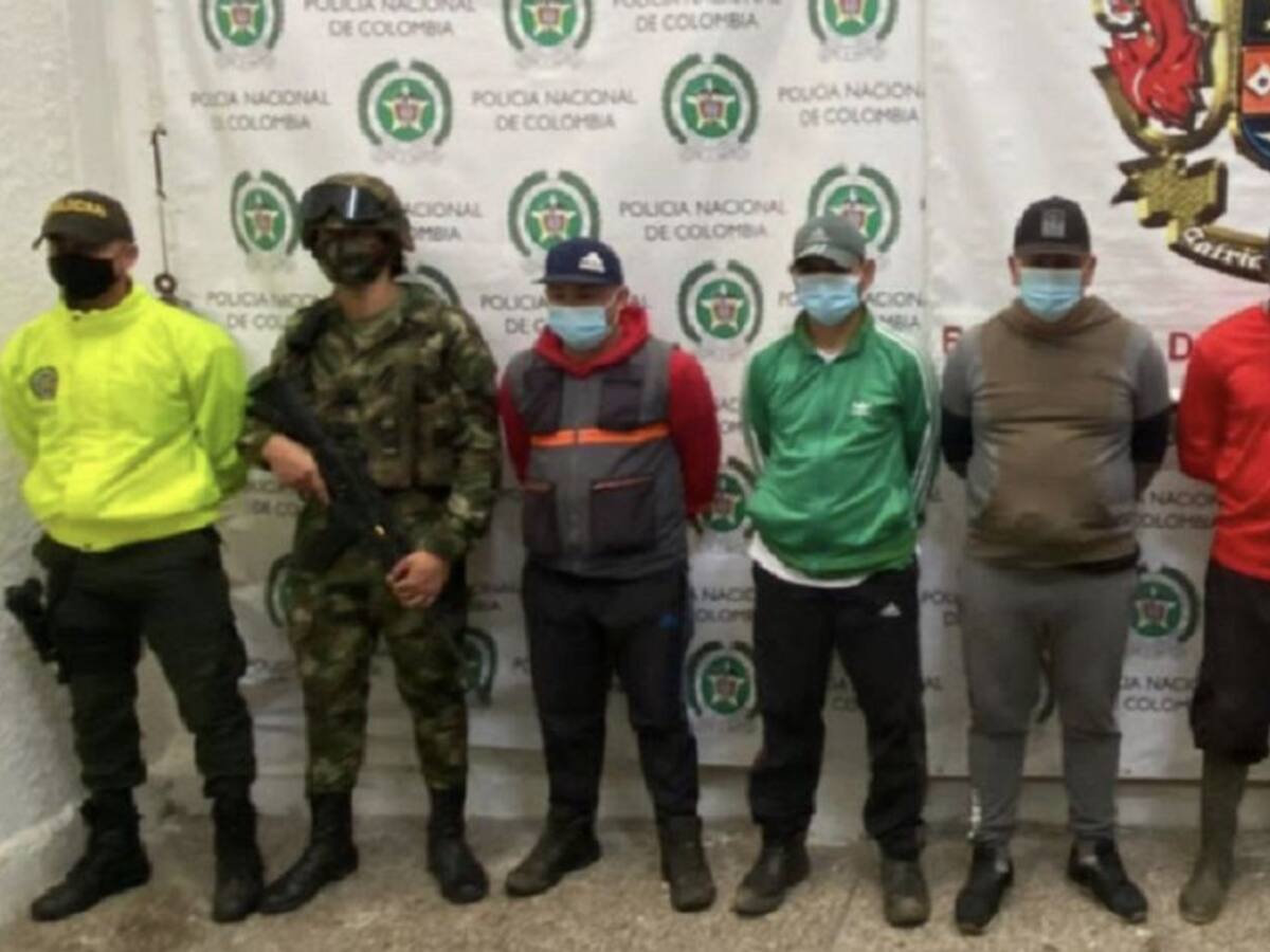 Encarcelan disidentes acusados de la masacre de cuatro personas en Anorí