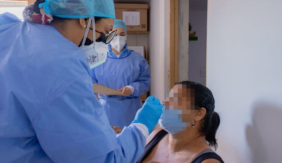 Nueve reclusas y un funcionario del penal resultaron contagiados