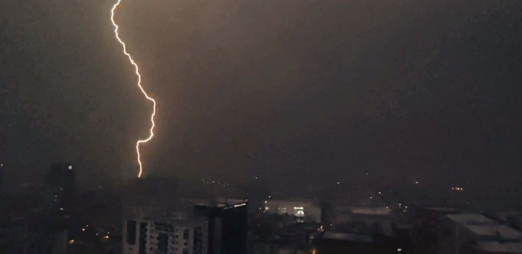 Descarga eléctrica - Foto: Luis Fernando Vélez