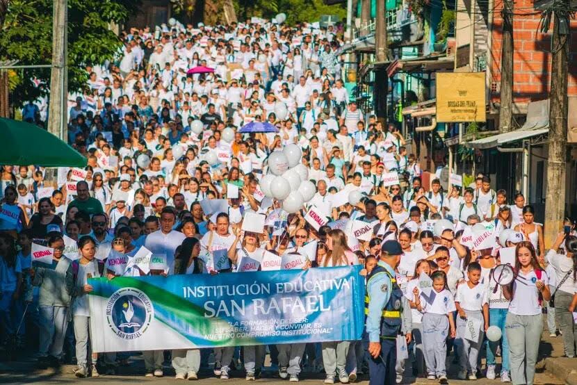 Marcha para exigir el regreso de Kendall Stefany, de 9 años, desaparecida en San Rafael. Foto: Alcaldía San Rafael.