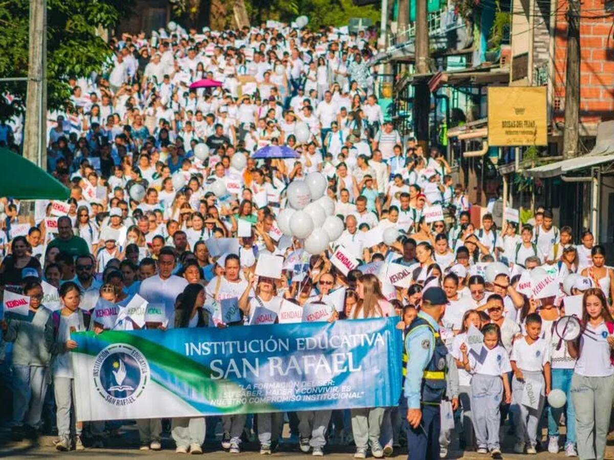 Marcharon para pedir que aparezca una niña de 9 años que desapareció en San Rafael