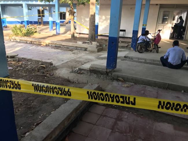 Colegio San Felipe Nery en Cartagena, se está cayendo: padres de familia