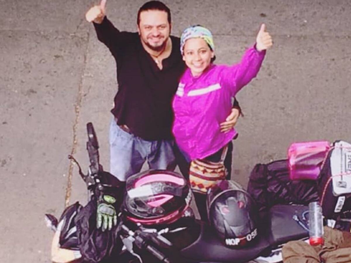 Cinemandante: una pareja que lleva en su moto cine colombiano a Sudamérica
