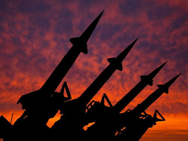 EE.UU. tendría evidencia de que China envía armas a Rusia: coronel (r) del Army