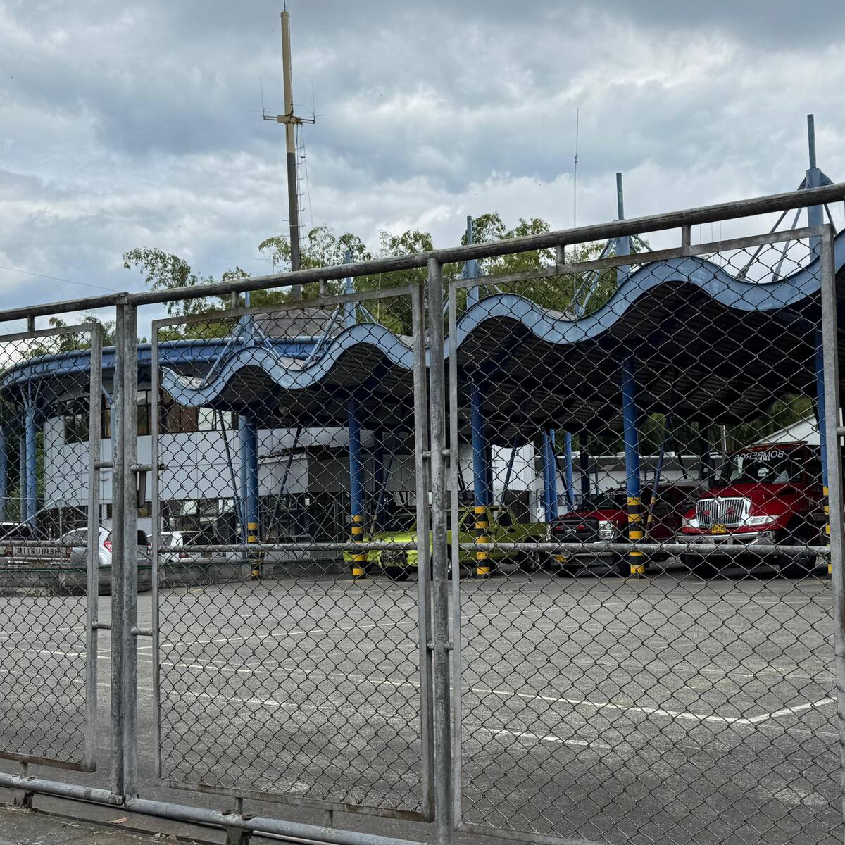 Desde hace 5 años máquinas de bomberos inhabilitadas por Consejo de Estado no son usadas en Armenia