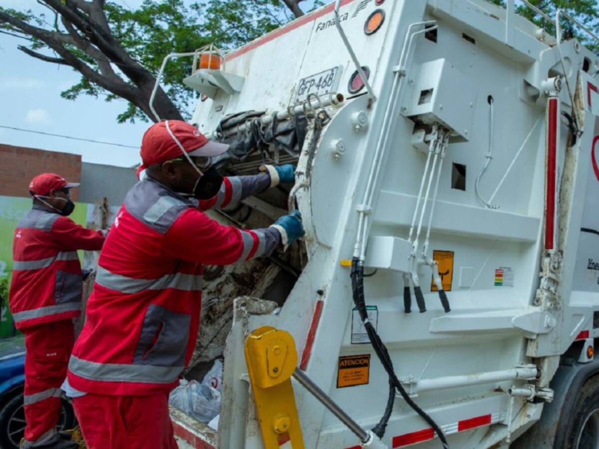 Veolia Aseo suspendió recolección de basuras por bloqueos de mototaxistas