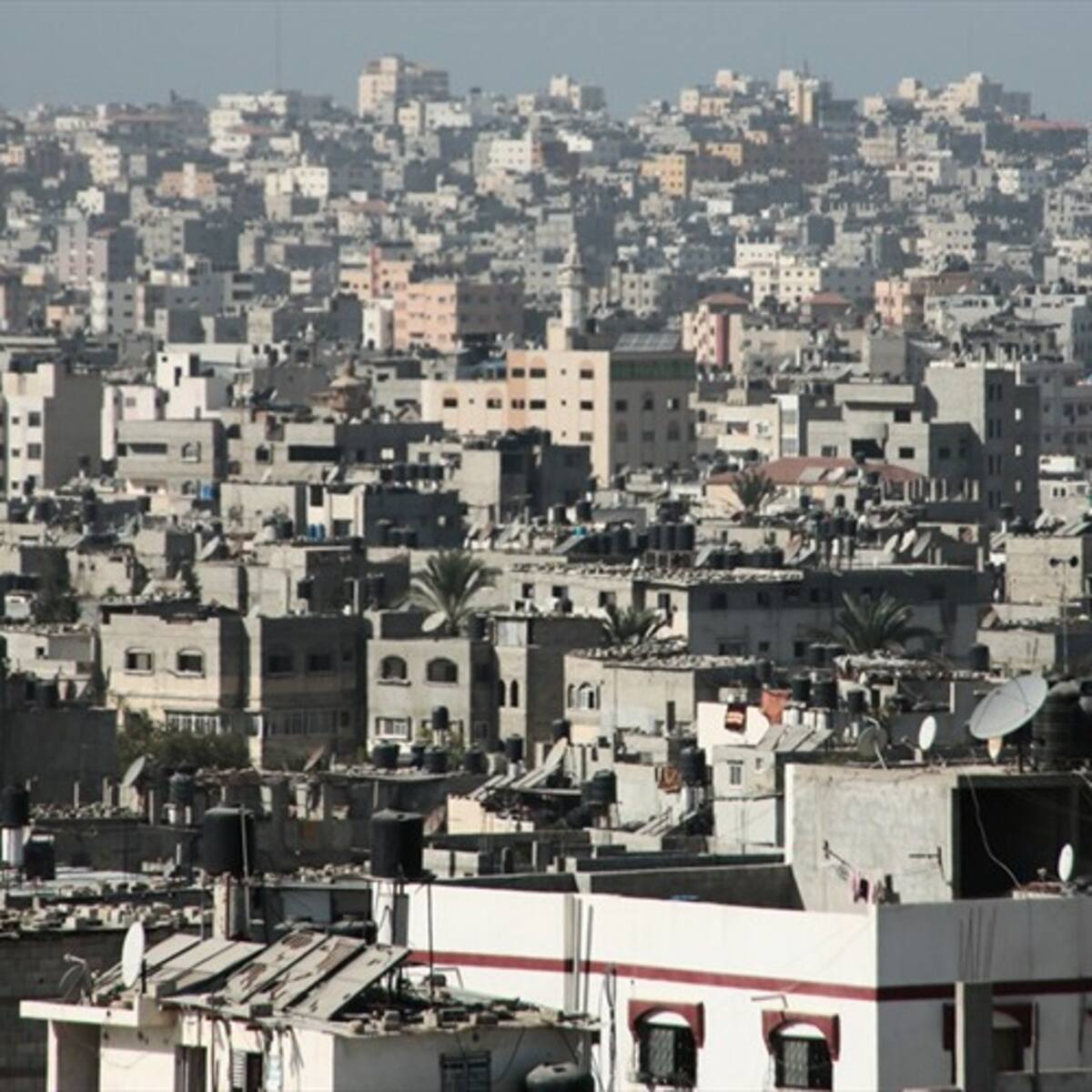 UNRWA advierte que mañana parará sus operaciones en Gaza si no obtiene antes combustible