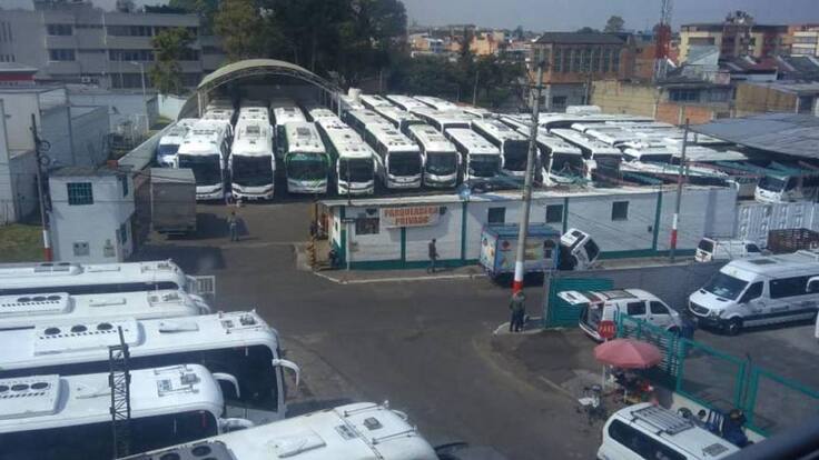 Distrito debe $7 mil millones a transportadores de 30 mil niños en Bogotá