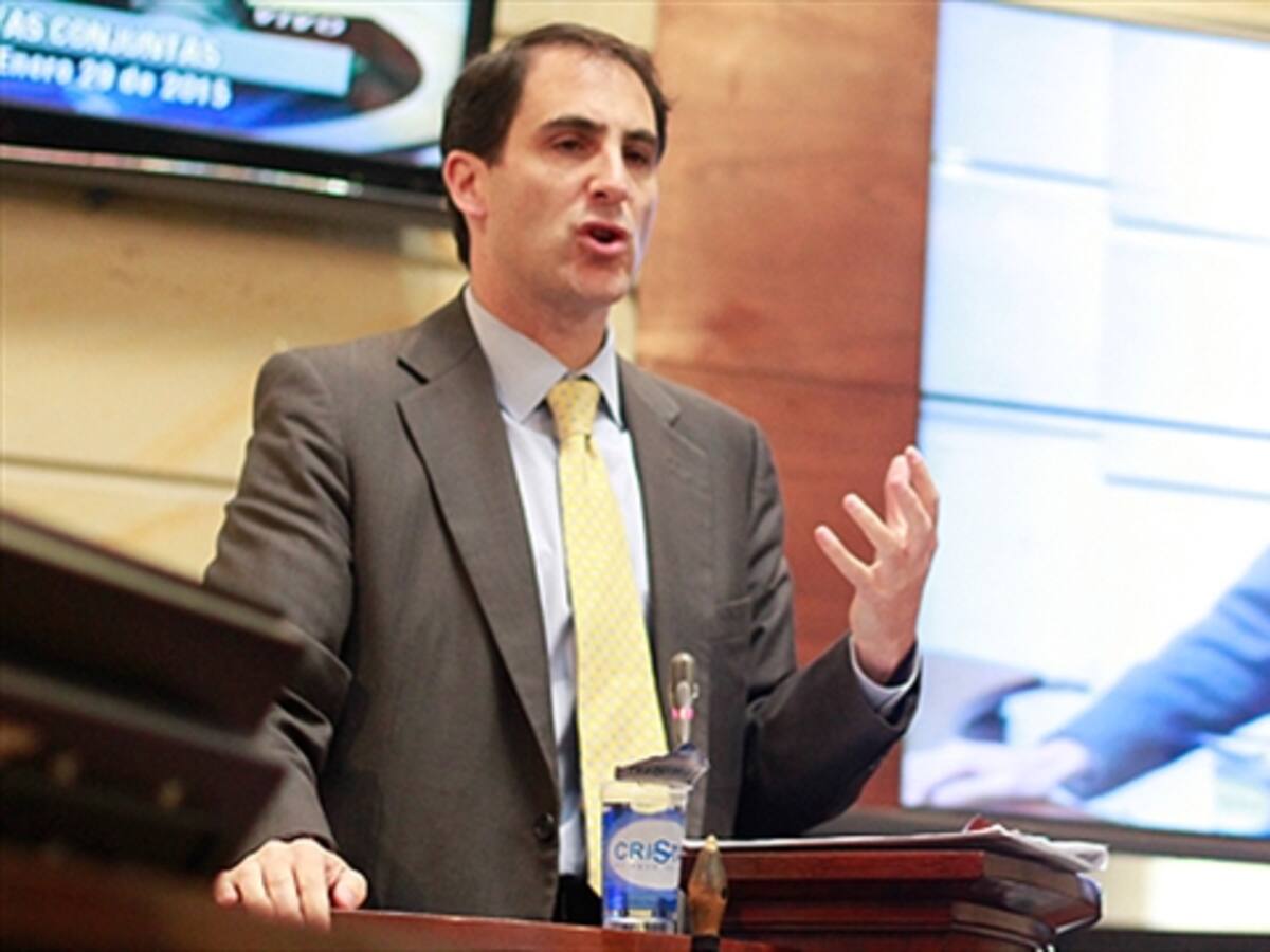 Alza de tarifas de energía en el Caribe afectará a estratos altos: Minminas