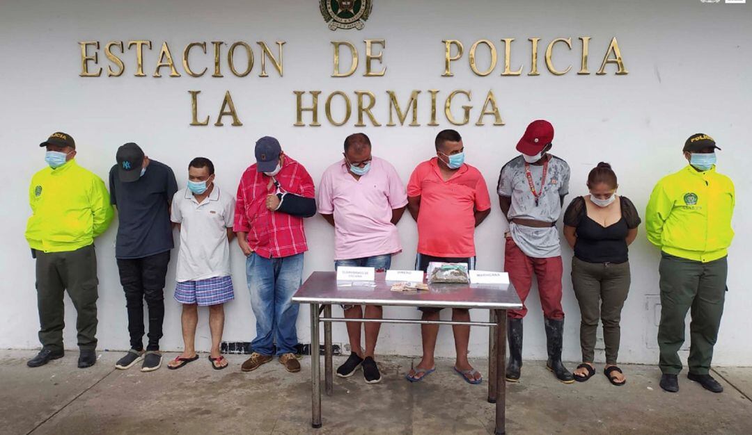 Las siete personas fueron procesadas como presuntos responsables del delito de tráfico, fabricación o porte de estupefacientes.