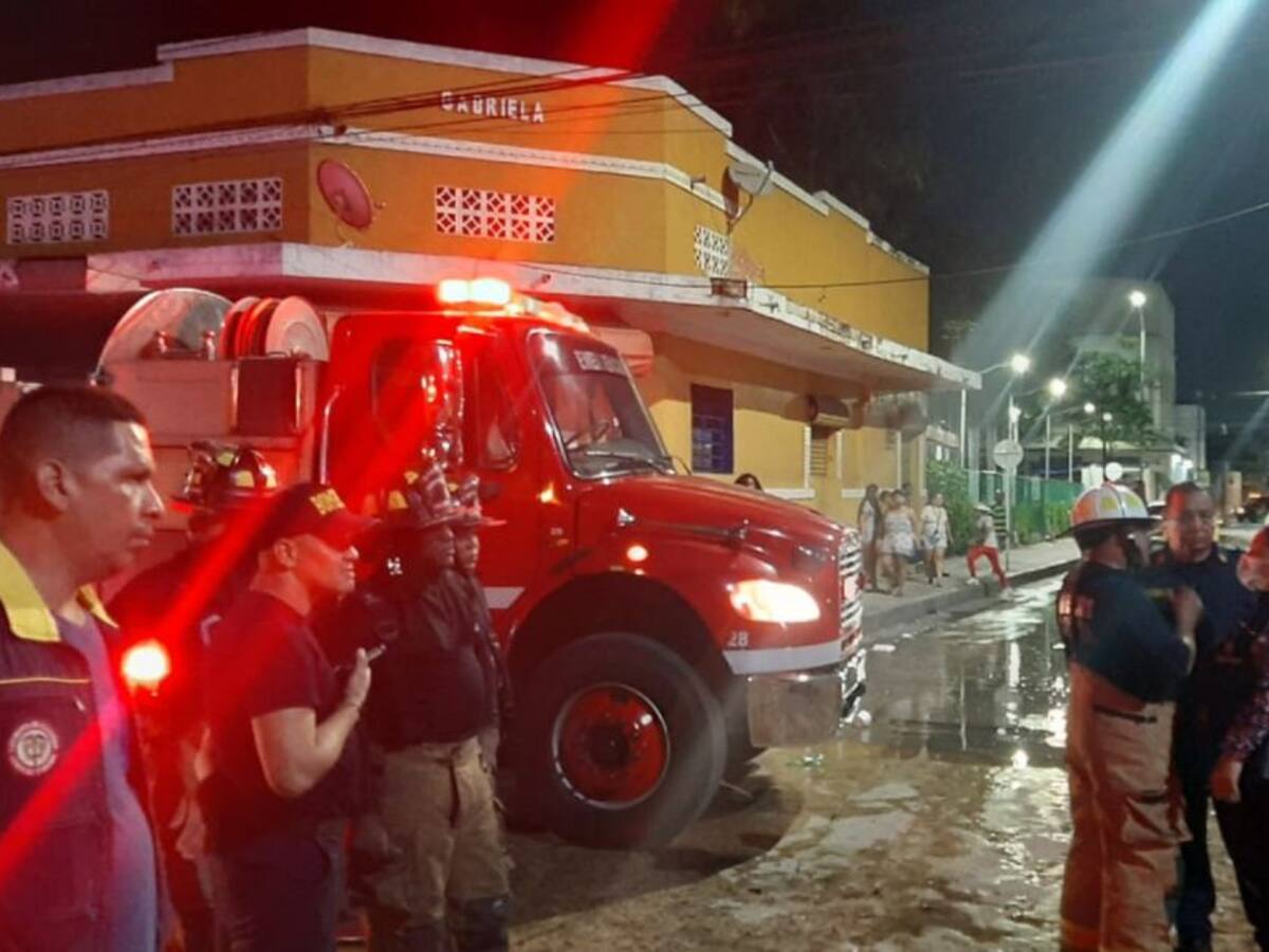 19 lesionados deja incendio en hotel de Barranquilla