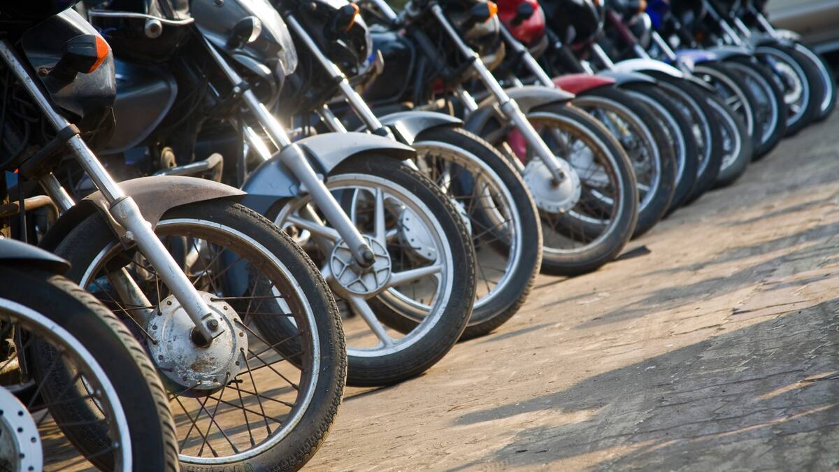 ¿Cuántos colores debe tener una moto para tener tarjeta ‘multicolor’? Esto dice la ley