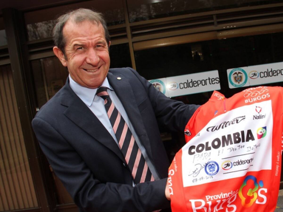 Quienes me atacan tienen envidia del Team Colombia: Claudio Corti, director deportivo