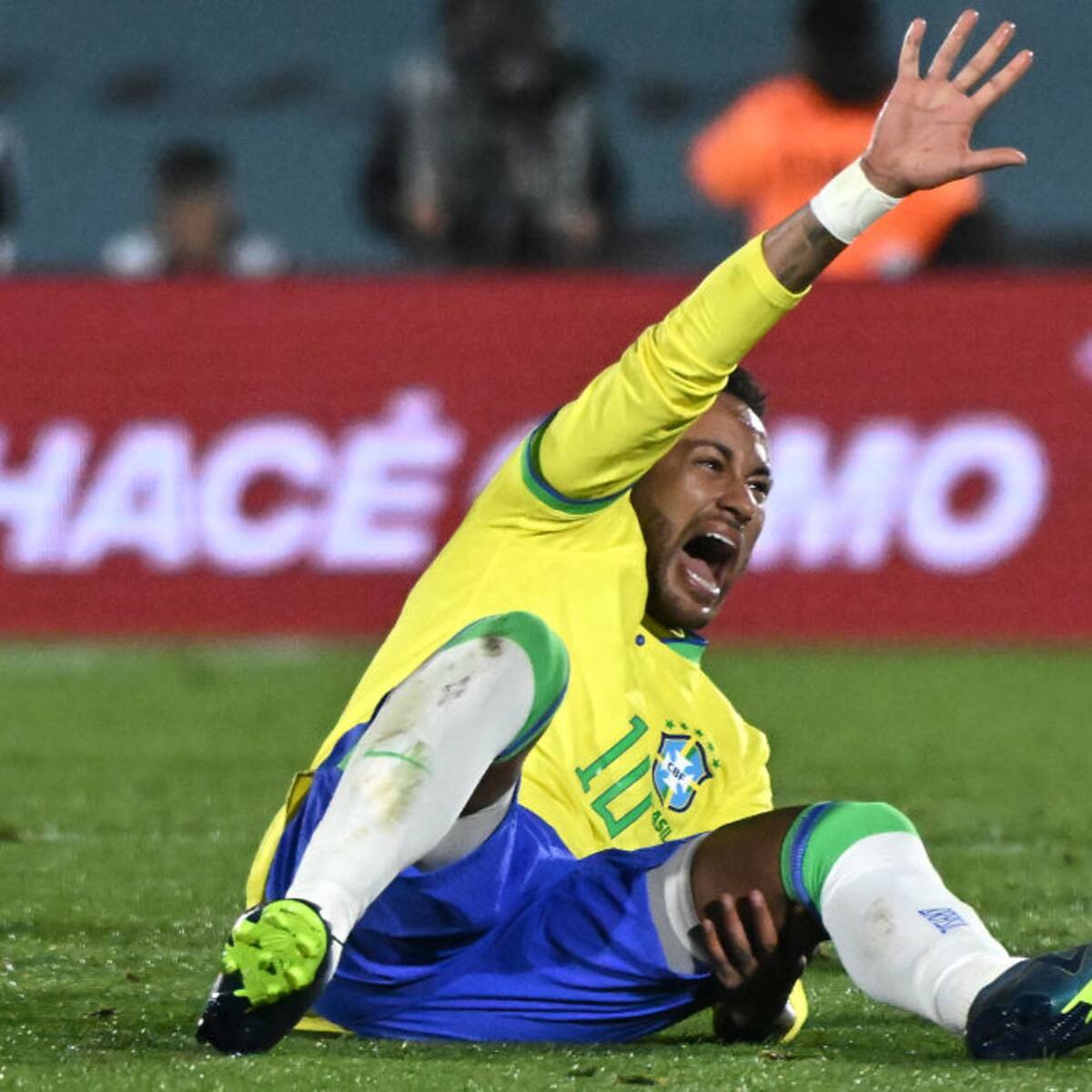 Un colombiano hará parte del cuerpo médico que operará a Neymar de su rodilla