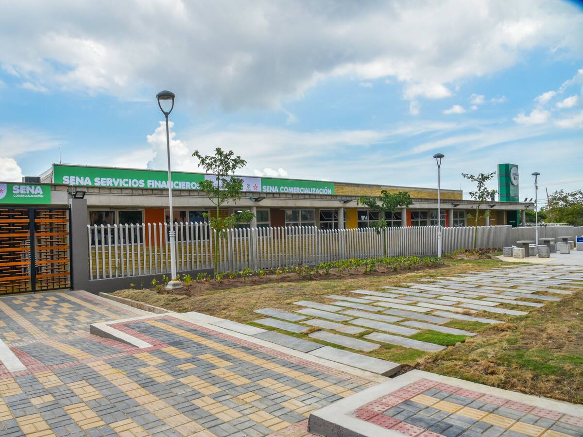 Investigan intoxicación de 16 aprendices del SENA en Barranquilla