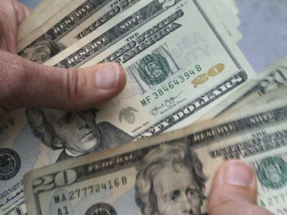 Por engaño a consumidores, Australia multa a Apple por $6.6 millones