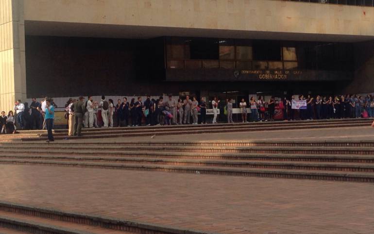 Estudiantes Univalle frente a la Gobernación