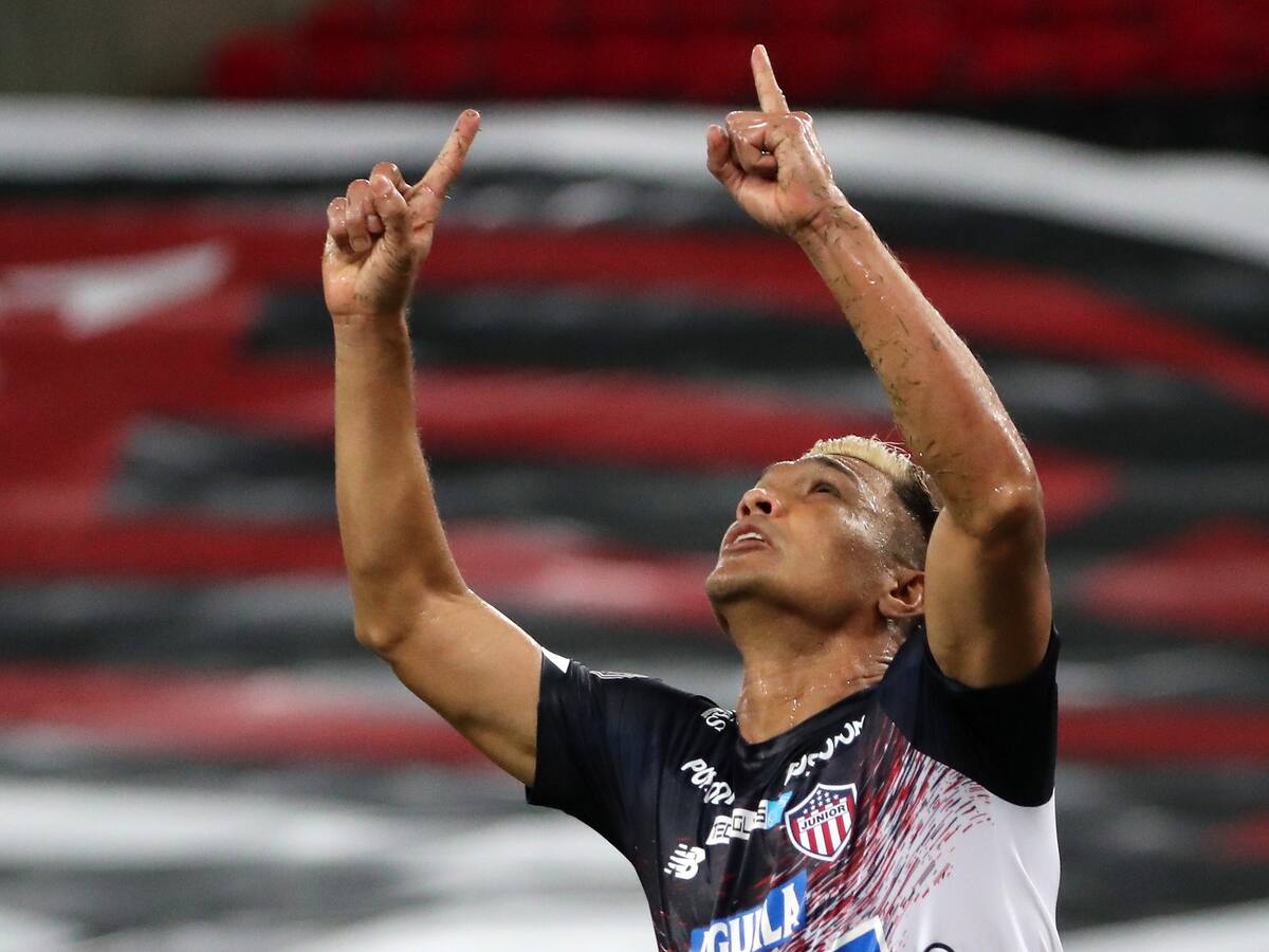 Teófilo Gutiérrez estaría cerca de volver al Junior por pedido de Arturo Reyes